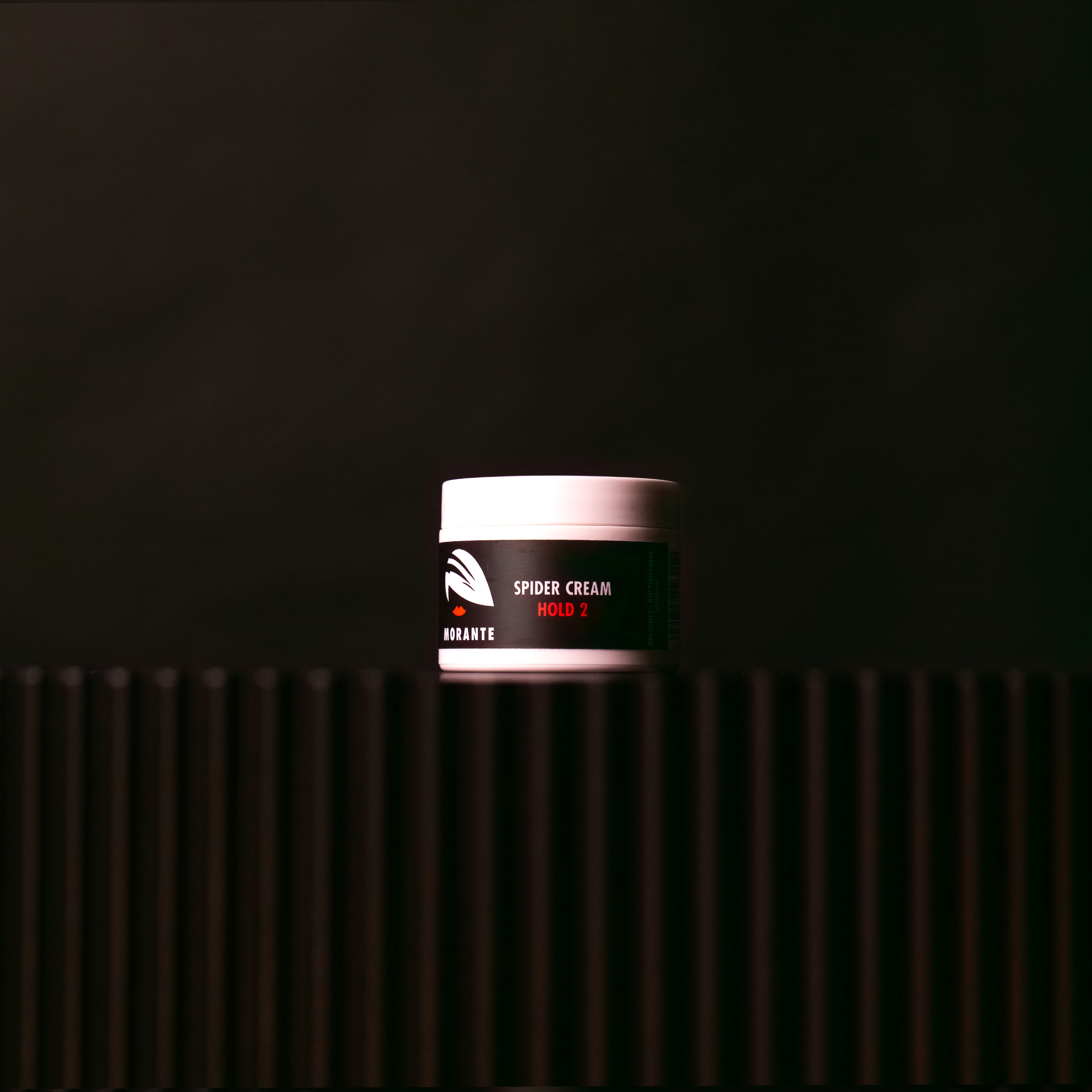 Spider Cream - Hold 2